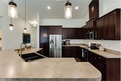 39464 Walterville Ln, Springfield, OR 97478 - Photo 5