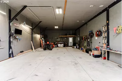 39464 Walterville Ln, Springfield, OR 97478 - Photo 33