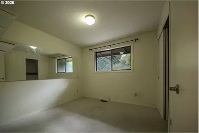 9894 SW Kimberly Dr, Tigard, OR 97224 - Photo 17