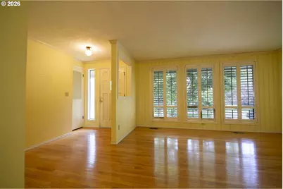9894 SW Kimberly Dr, Tigard, OR 97224 - Photo 15