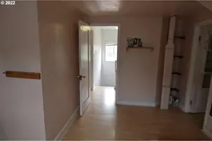 5938 NE 57th Ave, Portland, OR 97218 - Photo 11