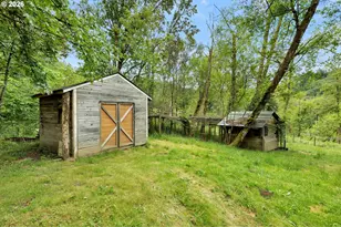 1101 NW 405th St, Woodland, WA 98674 - Photo 41