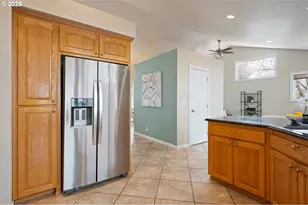 468 72nd St, Springfield, OR 97478 - Photo 13