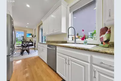 32082 SW Charbonneau Dr, Wilsonville, OR 97070 - Photo 9
