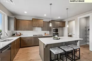 608 N 88th Dr, Ridgefield, WA 98642 - Photo 13