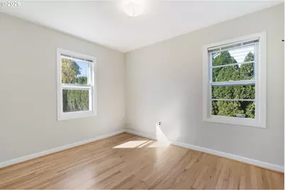 5012 N Yale St, Portland, OR 97203 - Photo 9