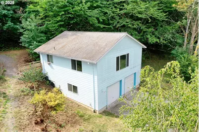 21400 NW Watson Rd, Scappoose, OR 97056 - Photo 23