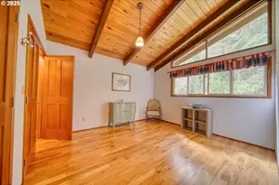 21400 NW Watson Rd, Scappoose, OR 97056 - Photo 15