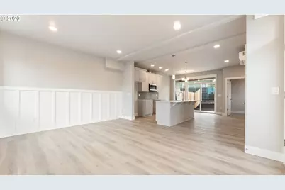 9406 N St. Louis Ave, Portland, OR 97203 - Photo 7