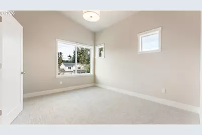 9406 N St. Louis Ave, Portland, OR 97203 - Photo 17