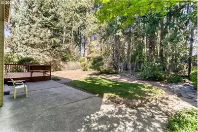 15035 SW Gearhart Dr, Beaverton, OR 97007 - Photo 27