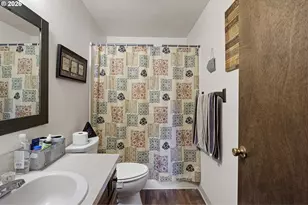 875 Gerth Ave NW, Salem, OR 97304 - Photo 9