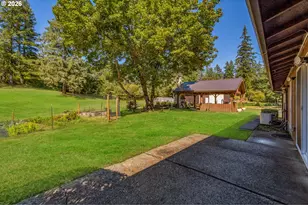 704 NE Hughes Rd, Washougal, WA 98671 - Photo 27