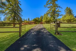 704 NE Hughes Rd, Washougal, WA 98671 - Photo 43