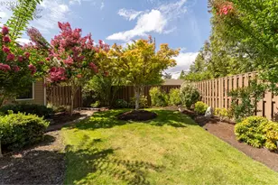 1719 NW Troon Ct, McMinnville, OR 97128 - Photo 35