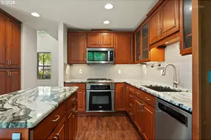 6279 NE Carillion Dr, Hillsboro, OR 97124 - Photo 13