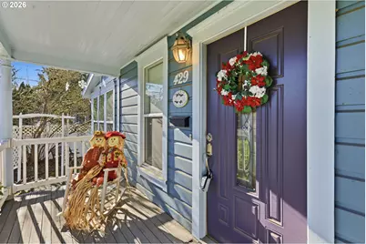 429 S Main St, Newberg, OR 97132 - Photo 3