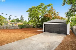 4220 SE 115th Ave, Portland, OR 97266 - Photo 23