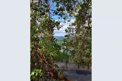 2373 W Military Ave, Roseburg, OR 97471 - Photo 17
