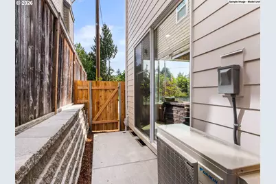 7560 SW 31st Ave, Portland, OR 97219 - Photo 15