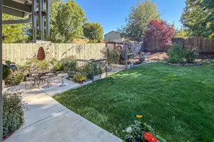1549 NE Poplar St, Roseburg, OR 97470 - Photo 21