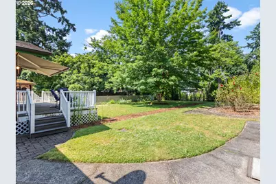 3123 SE 129th Ave, Portland, OR 97236 - Photo 31