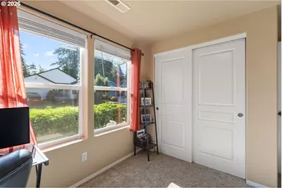 558 S 48th Pl, Springfield, OR 97478 - Photo 17