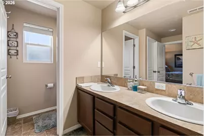 558 S 48th Pl, Springfield, OR 97478 - Photo 13