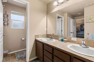 558 S 48th Pl, Springfield, OR 97478 - Photo 13