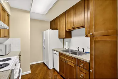 1500 SW 5th Ave, Portland, OR 97201 - Photo 13