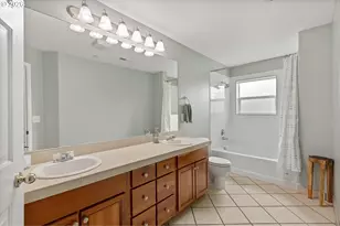 30406 SW Ruth St, Wilsonville, OR 97070 - Photo 27