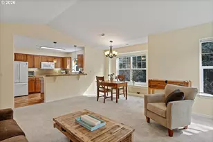 30406 SW Ruth St, Wilsonville, OR 97070 - Photo 9