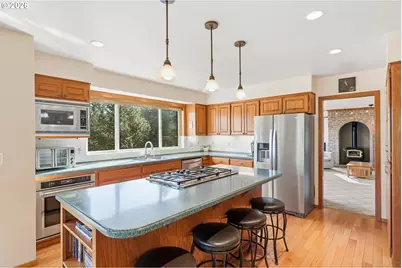 16532 SW Holly Hill Rd, Hillsboro, OR 97123 - Photo 9