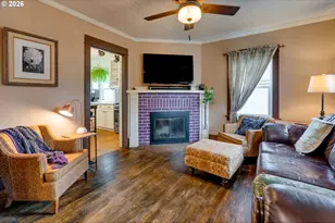 7217 N Polk Ave, Portland, OR 97203 - Photo 3