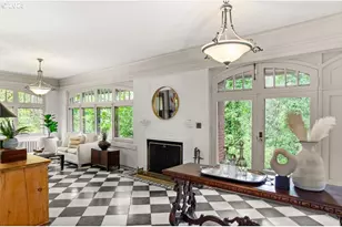 1965 SW Montgomery Pl, Portland, OR 97201 - Photo 9