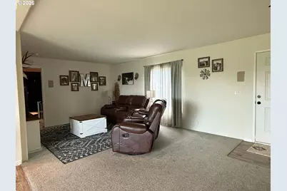 86880 Glitter Ln, Christmas Valley, OR 97641 - Photo 31