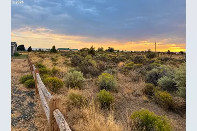 86880 Glitter Ln, Christmas Valley, OR 97641 - Photo 39