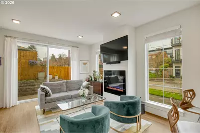 1390 N Simpson St, Portland, OR 97217 - Photo 9