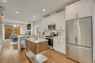 1390 N Simpson St, Portland, OR 97217 - Photo 5