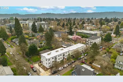 1390 N Simpson St, Portland, OR 97217 - Photo 25