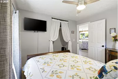 9940 SE Citadel St, Clackamas, OR 97015 - Photo 19