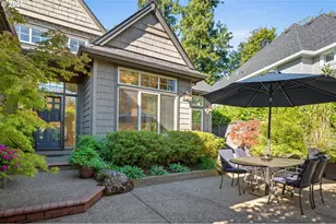 4217 SW 64th Ct, Portland, OR 97221 - Photo 3