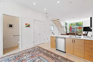 1559 SE Ankeny St, Portland, OR 97214 - Photo 5