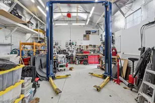 19350 SW Murphy St, Beaverton, OR 97078 - Photo 31