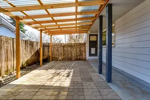 401 Sterling Dr, Eugene, OR 97404 - Photo 17