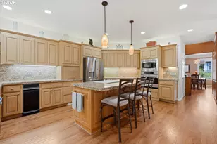 22595 SW Miami Dr, Tualatin, OR 97062 - Photo 11