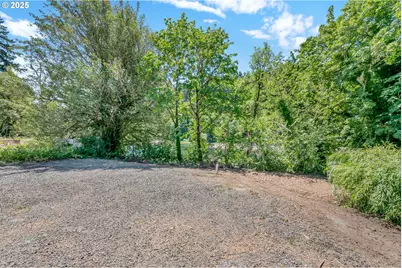 23620 State Highway 38, Elkton, OR 97436 - Photo 27