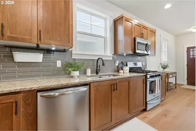 29184 SW Costa Cir E, Wilsonville, OR 97070 - Photo 13