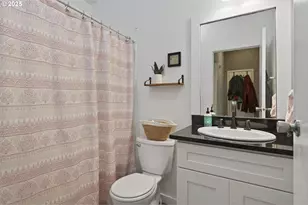 6743 N Bank Rd, Roseburg, OR 97470 - Photo 35