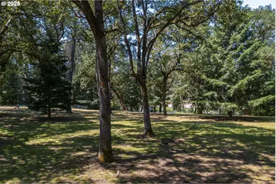 6743 North Bank Rd, Roseburg, OR 97470 - Photo 47